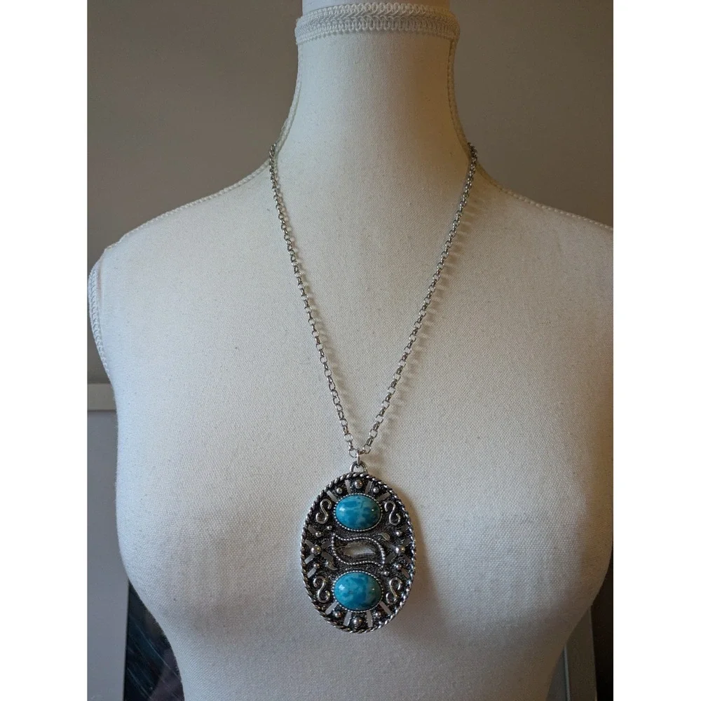 Vintage Sarah Coventry Southwestern Pendant Necklace Silver Tone Faux Turquoise